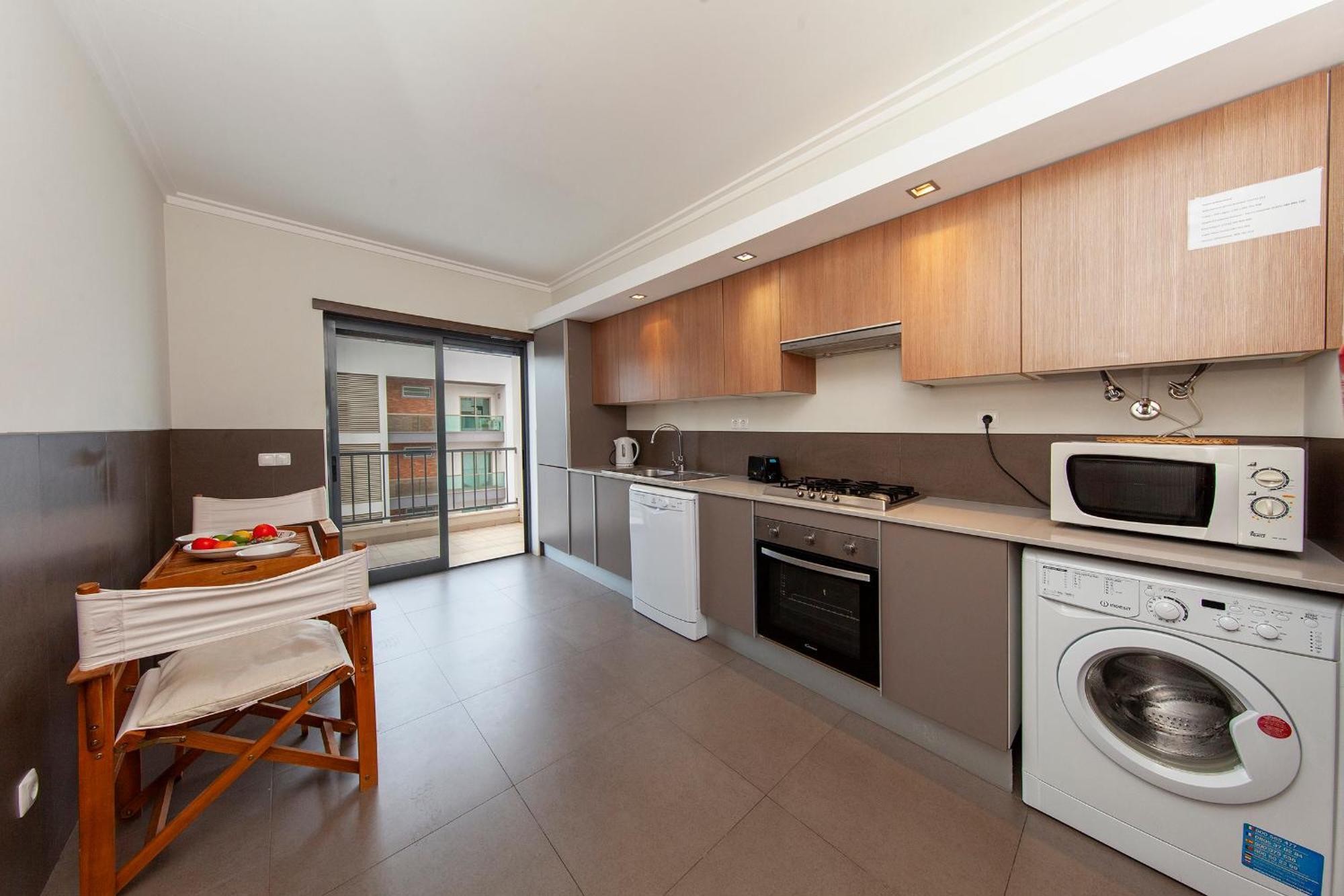 B04 - Luxury 2 Bed W Terrace Pool Apartment Lagos Exterior photo