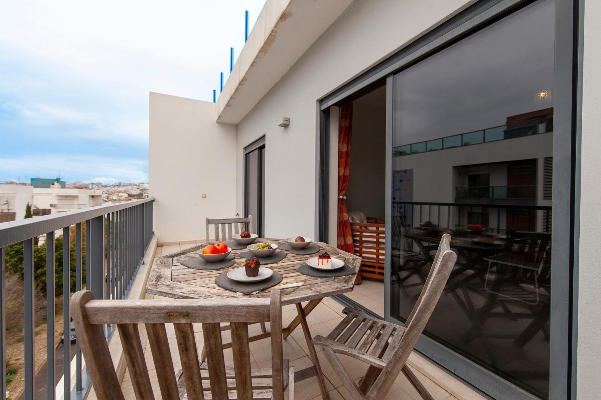 B04 - Luxury 2 Bed W Terrace Pool Apartment Lagos Exterior photo